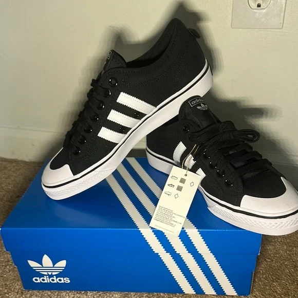 Adidas Nizza Black and White Sneakers Classic Design